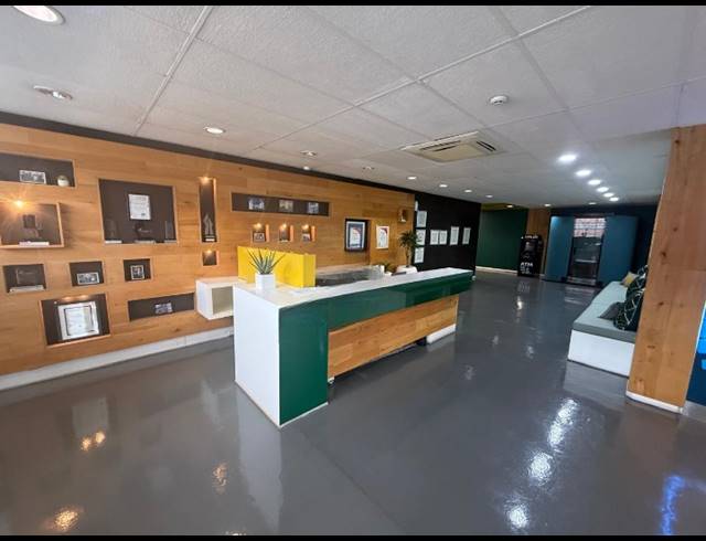 2,366M² WAREHOUSE TO LET IN PAARDEN EILAND